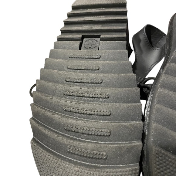 Dr. Martens Nartilla Women's Black Sandals - Picture 7 of 7